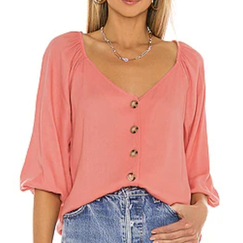Sanctuary Modern Button Front Top In Sugar Coral